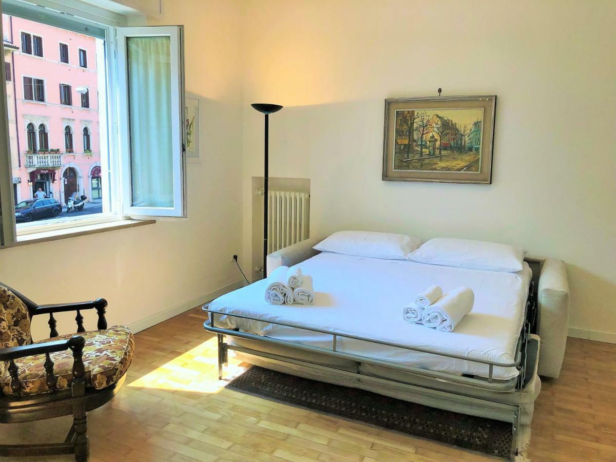 Appartamento Portapalio40 Con Parcheggio Verona Ngoại thất bức ảnh