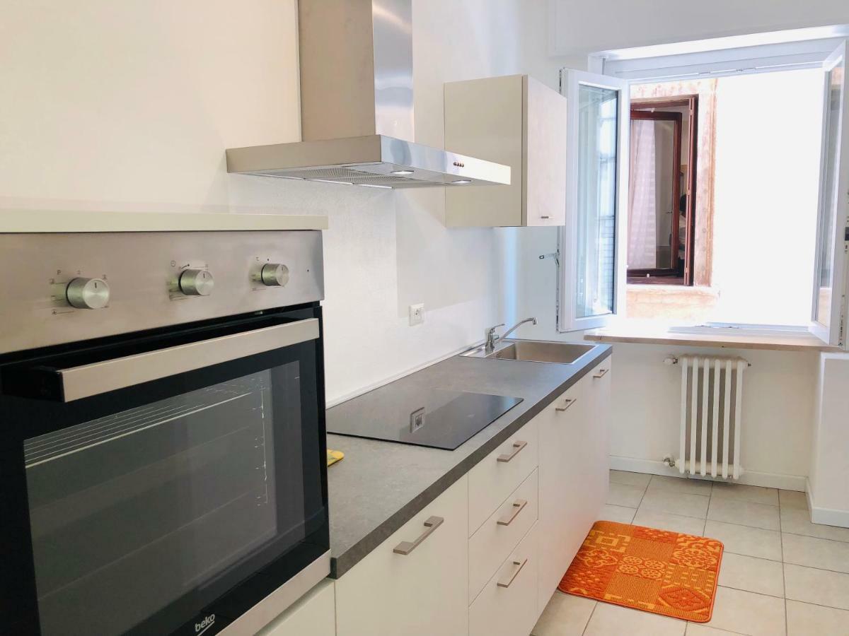 Appartamento Portapalio40 Con Parcheggio Verona Ngoại thất bức ảnh